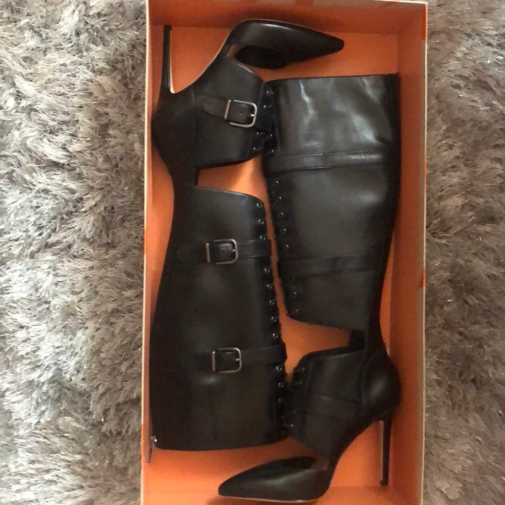 Via Spiga cut out boots